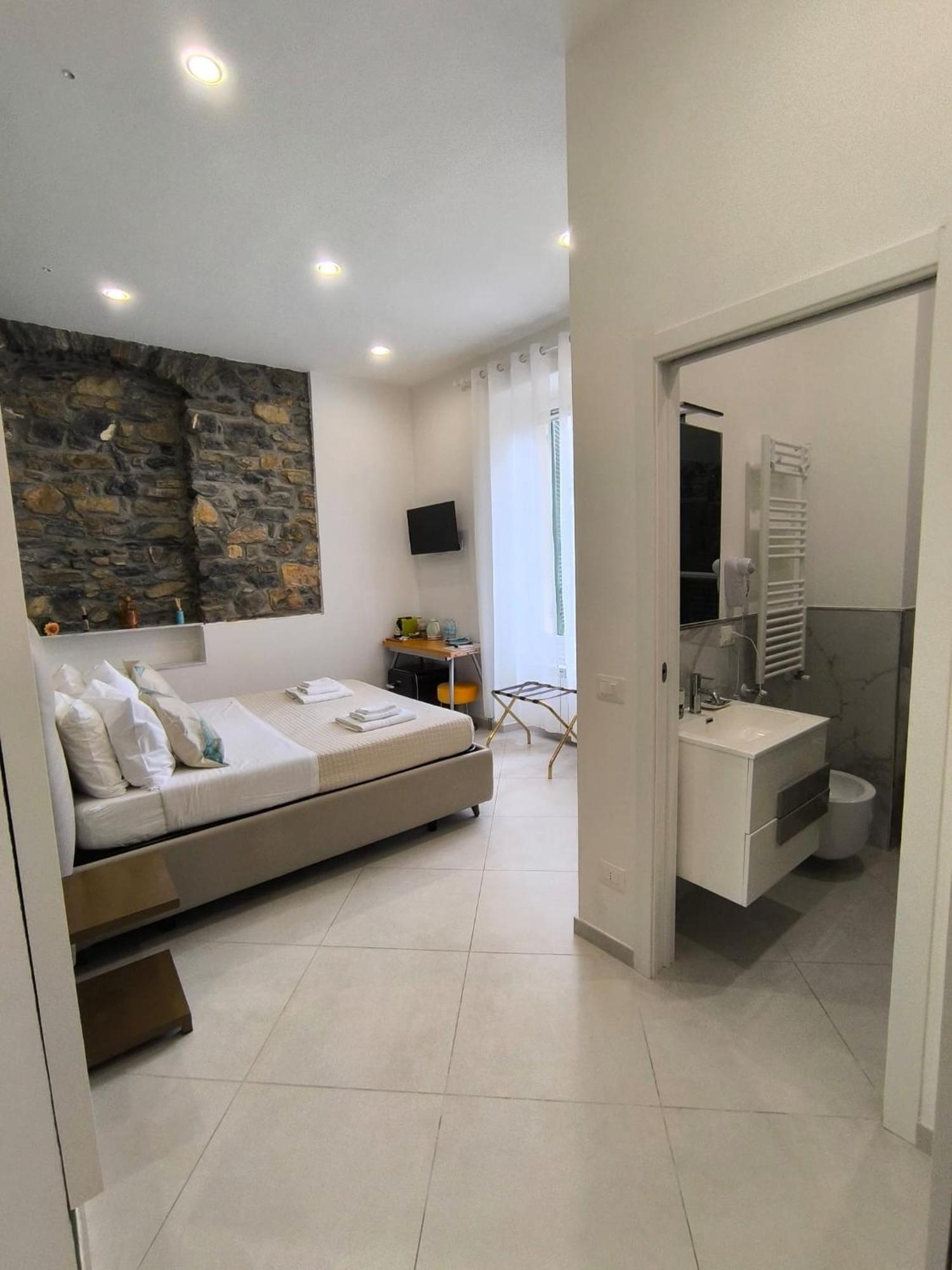 Cherry Rooms Специя Екстериор снимка