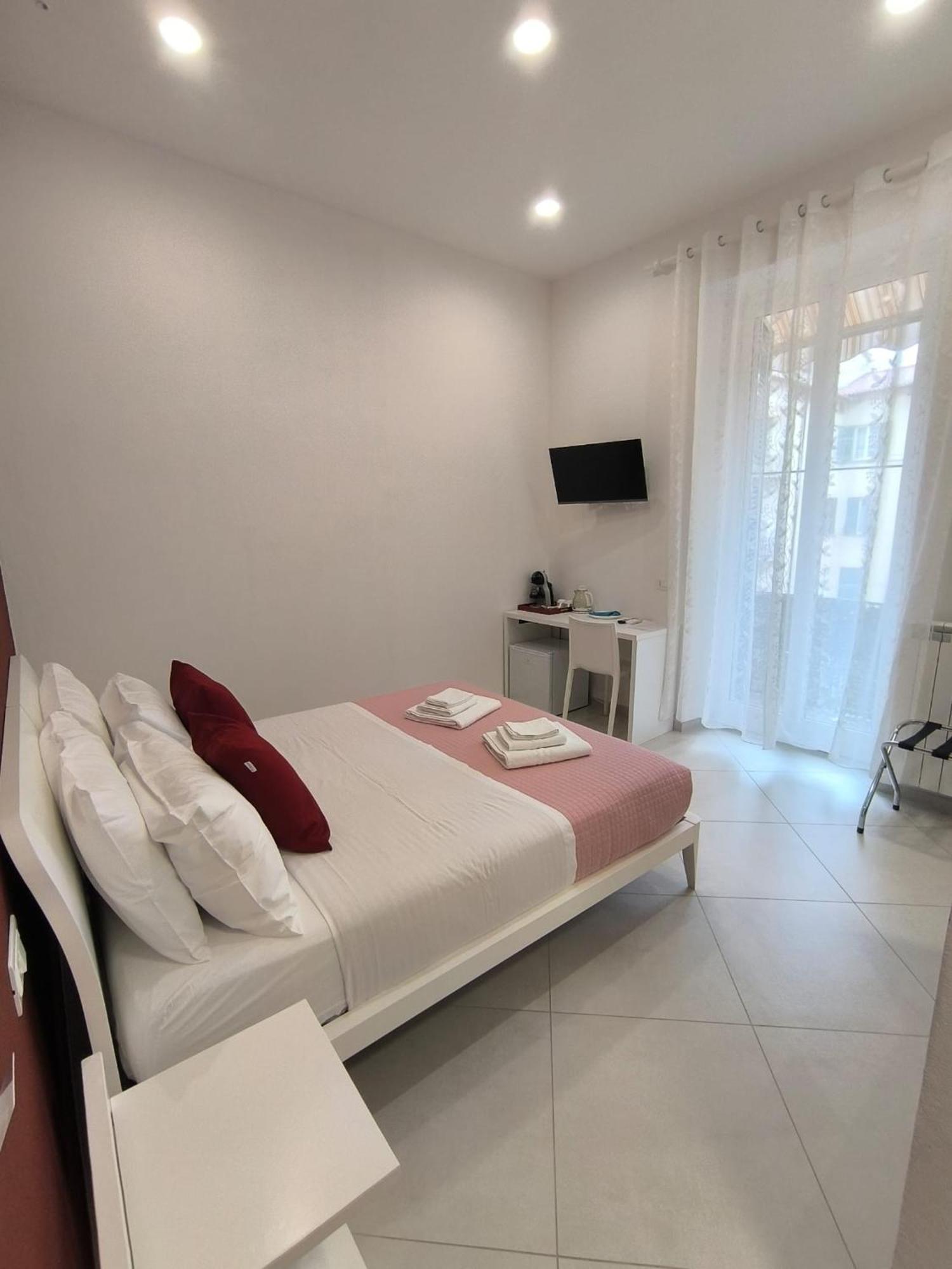 Cherry Rooms Специя Екстериор снимка